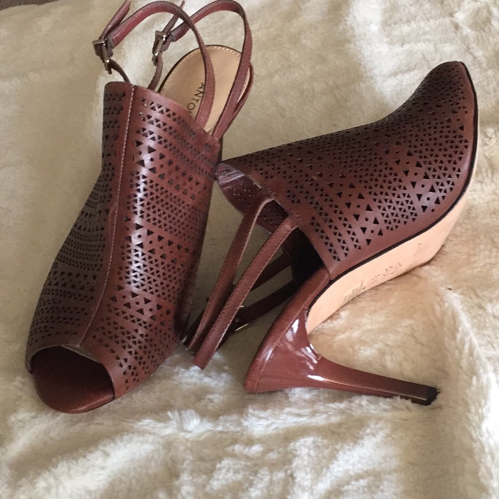 Antonio Melani peep-toe heels